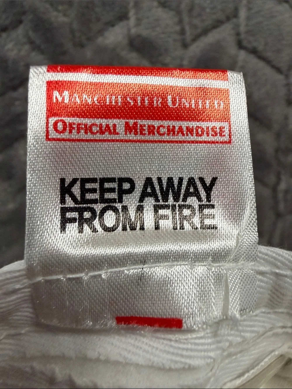 Manchester United official style